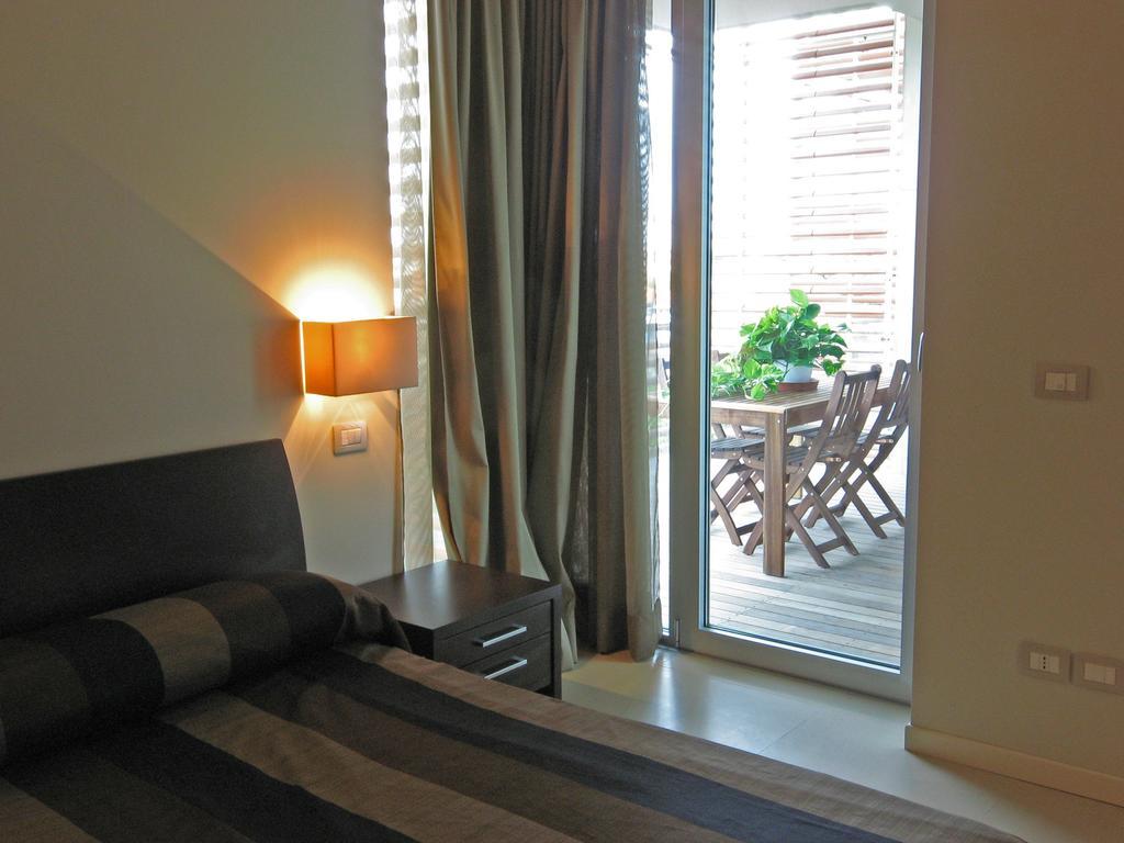 Residence Delfina Rimini Buitenkant foto