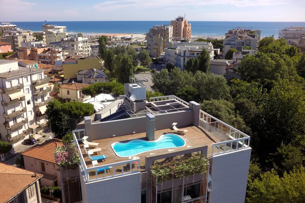 Residence Delfina Rimini Buitenkant foto