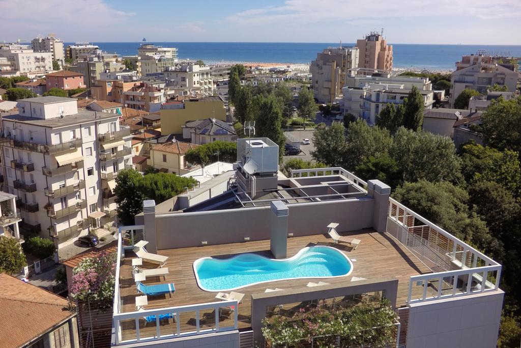 Residence Delfina Rimini Buitenkant foto